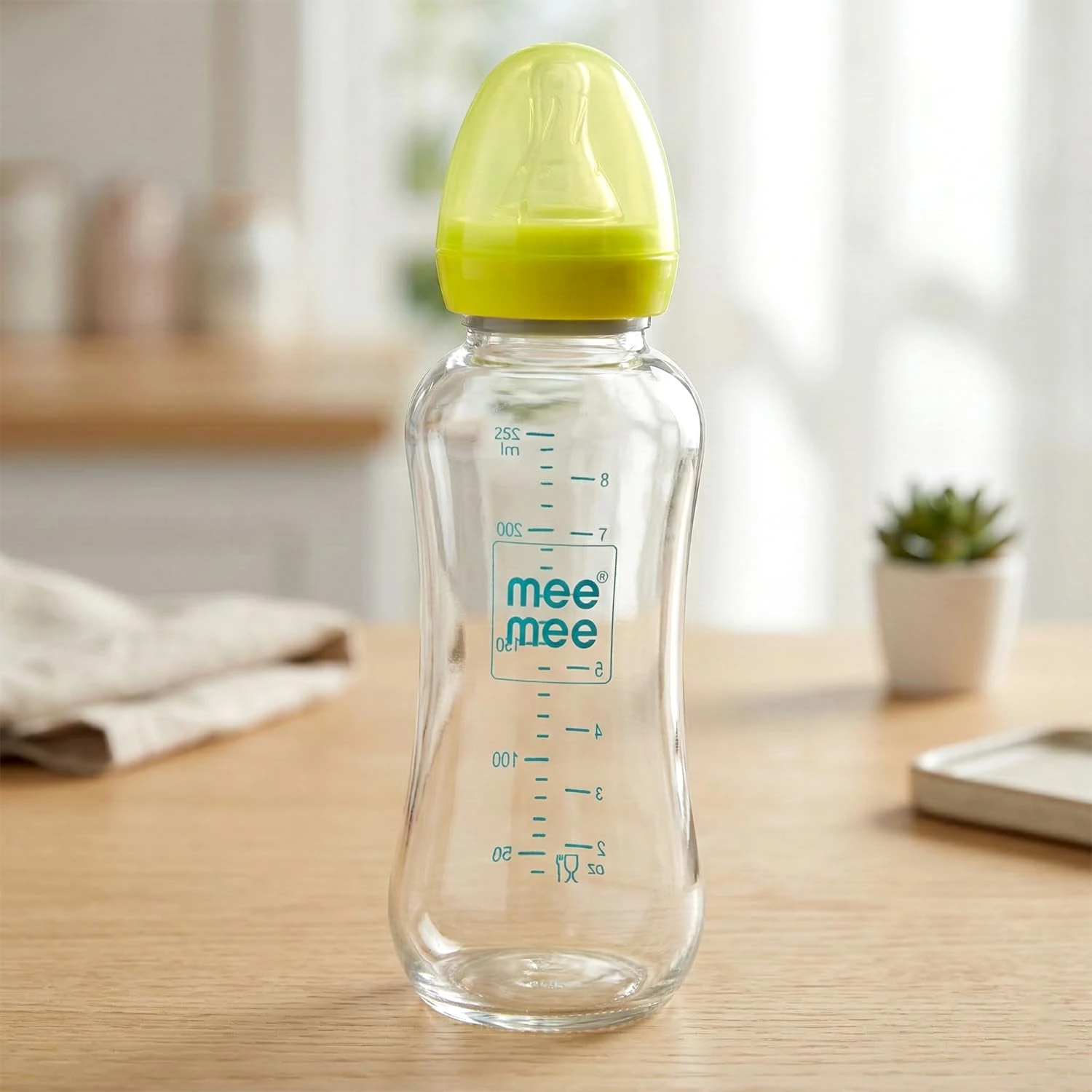Mee Mee Glass Feeding Bottle| Baby Milk Glass Feeding Bottle  240ml